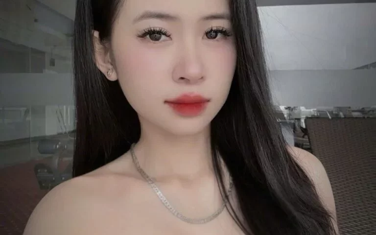 Liuliu professional massage profile in Singapore — how often should you get a massage if you workout guide