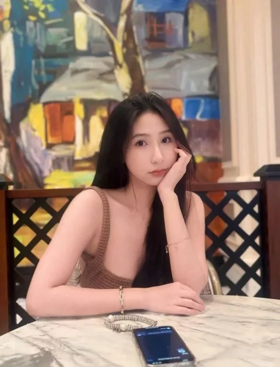 Kelie professional massage profile in Singapore — relaxation massage vs therapeutic massage guide